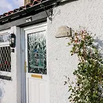 Holiday home Appletree *
